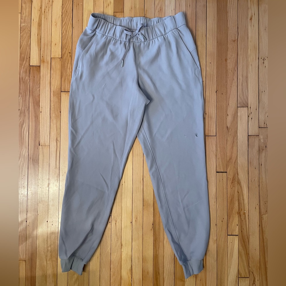 Lululemon stretch high rise joggers, size 6